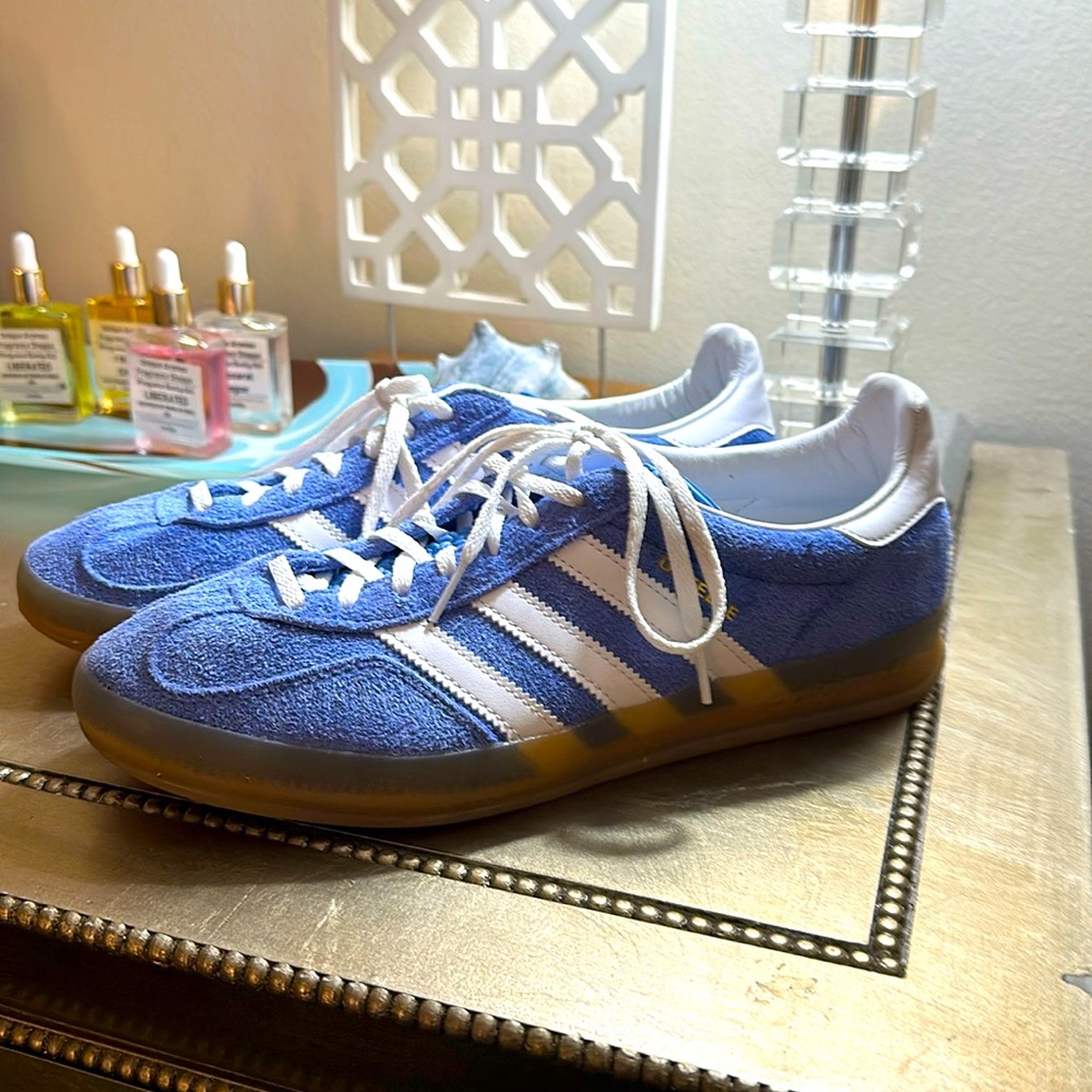 ADIDAS GAZELLE INDOOR W LIGHT BLUE WHITE STIPE
